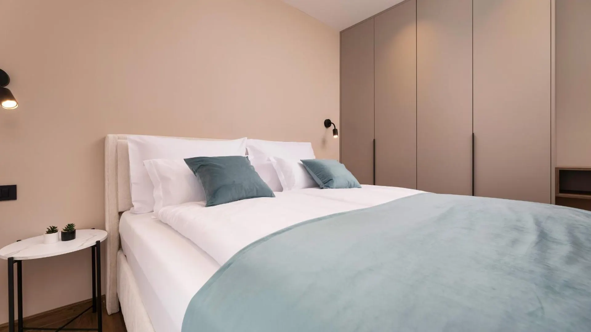 88 Trees Luxury Apartment Malinska