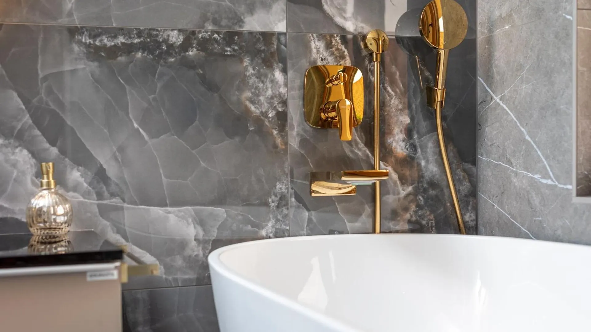 88 Trees Luxury Apartment Malinska Κροατία